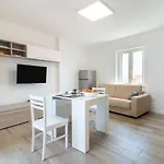 N12 - Luxury * Bari